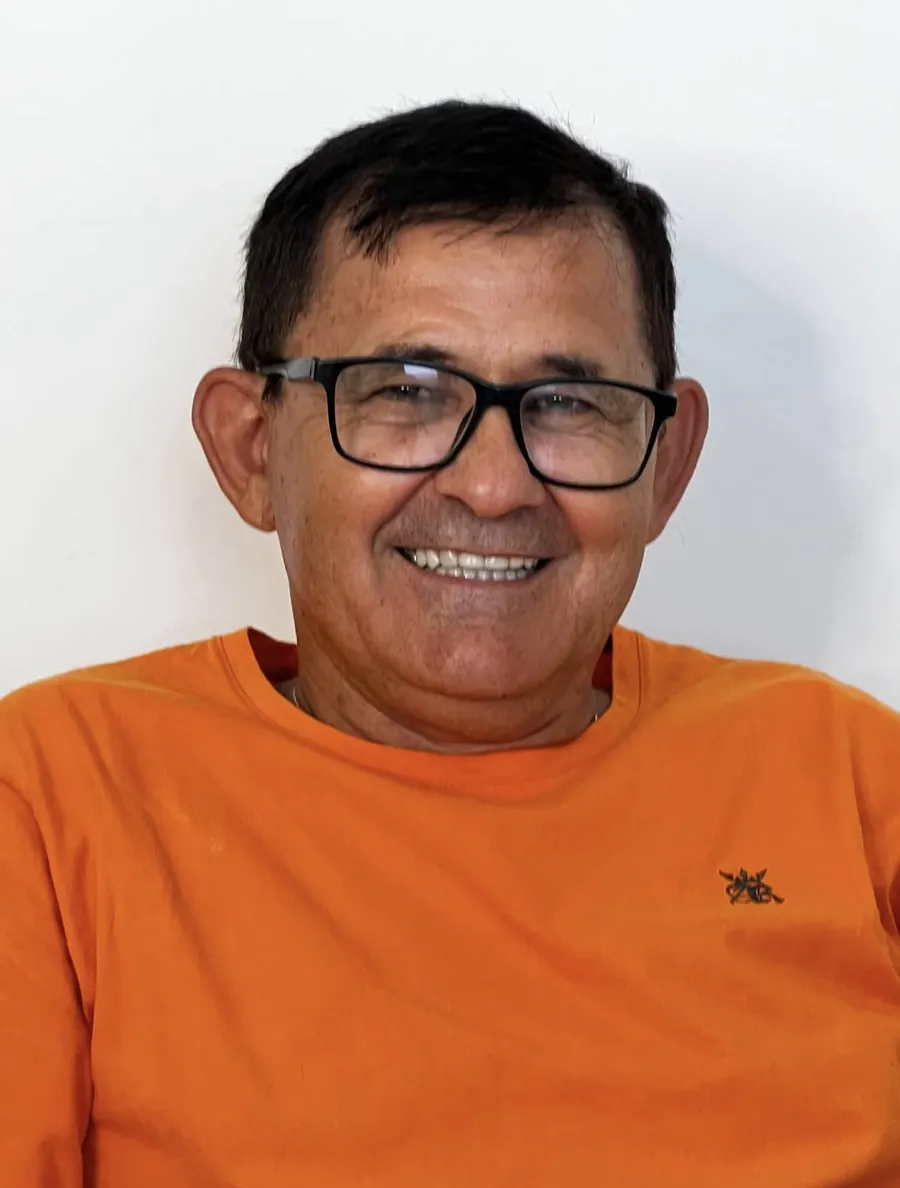 Claudinei, 55 anos — paciente da NOA Odontologia em Penápolis após PRÓTESE PROTOCOLO
